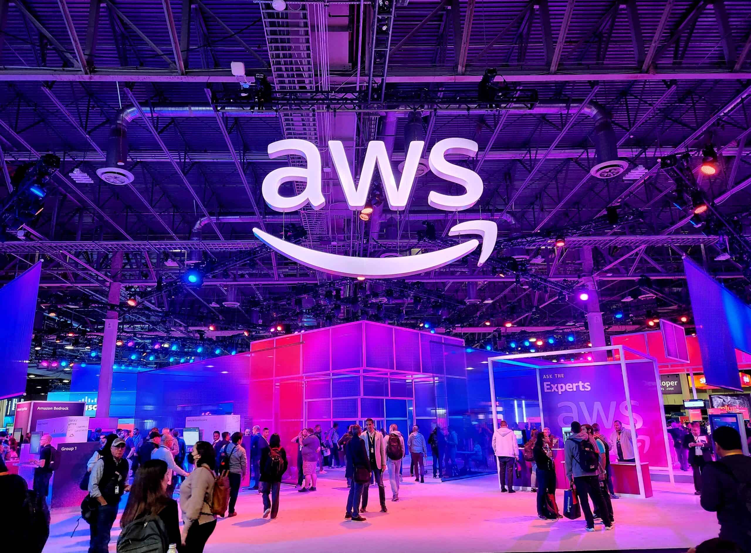 OpenAI và Amazon công bố quan hệ đối tác chiến lược